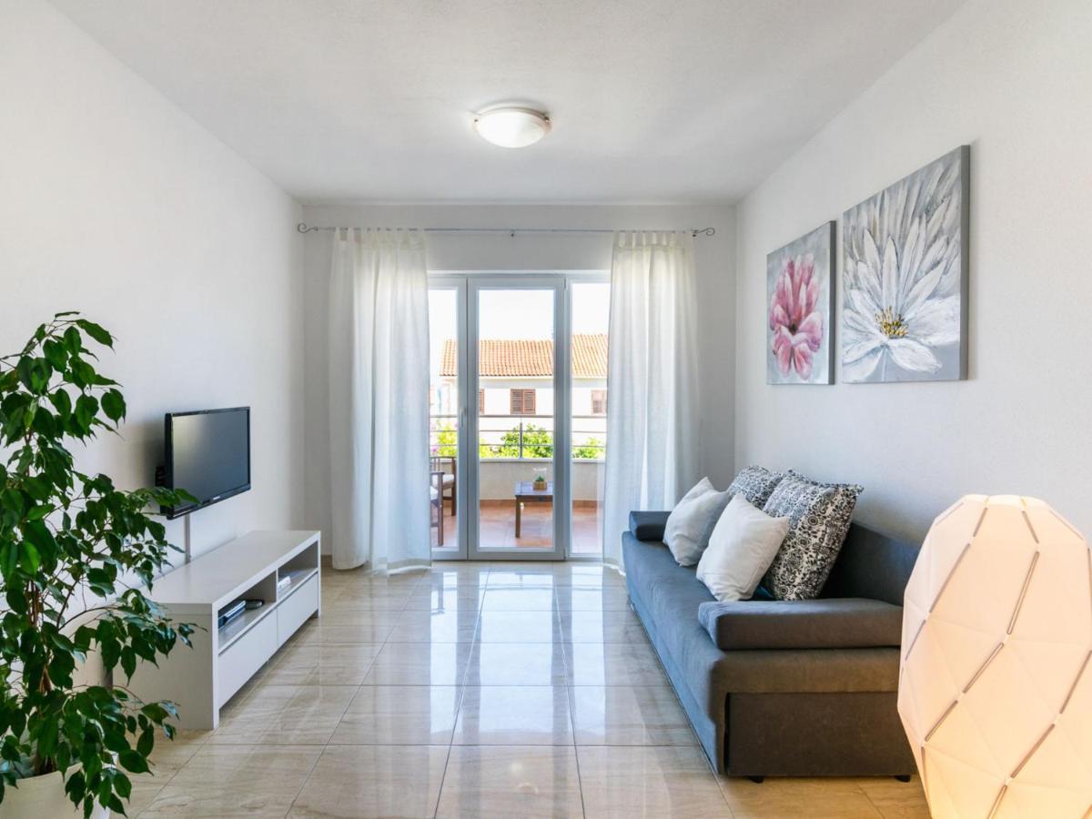 Apartment Villa 2 Pools-2 By Interhome Sutivan Zewnętrze zdjęcie